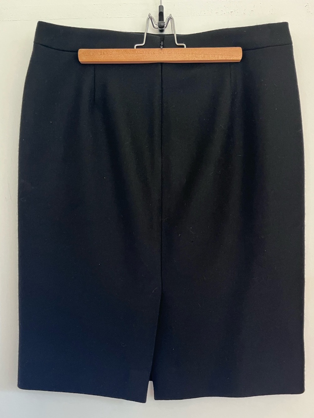 J Crew No. 2 Black Wool Pencil Skirt- Size 10 - Picture 3 of 7
